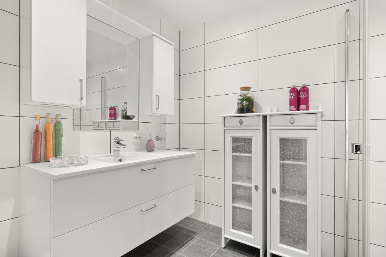 Skir 2 Bdr Corner View Apartement トロムソ エクステリア 写真